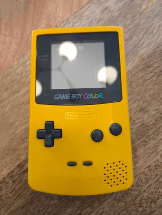 Nintendo Game Boy Color Amarillo