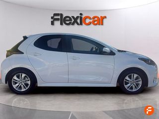 Toyota Yaris 1.5 120H Business Plus