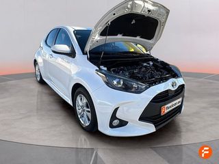 Toyota Yaris 1.5 120H Business Plus