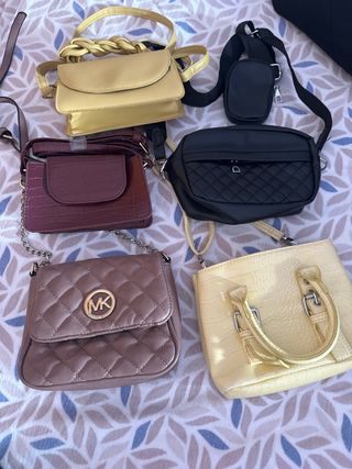 Lote de 5 Carteras