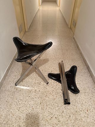 Silla de diseño cuero y metal