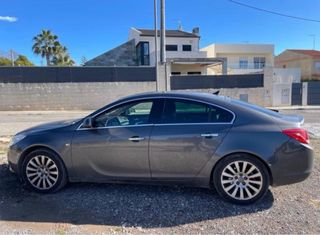 Opel Insignia 2011