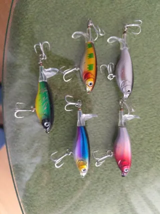 6 señuelos de pesca artificiales