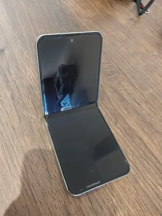 Samsung Galaxy Z Flip 5 - 512GB (Tope de Gama)