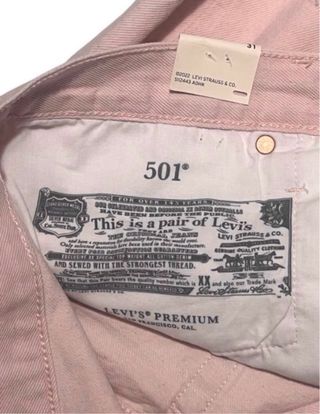 Talla S / L / XL. Short vaquero rosa LEVI’S