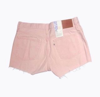 Talla S / L / XL. Short vaquero rosa LEVI’S