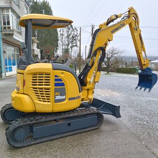 Miniexcavadora Komatsu PC30MR5