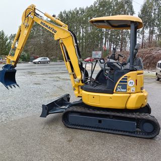 Miniexcavadora Komatsu PC30MR5