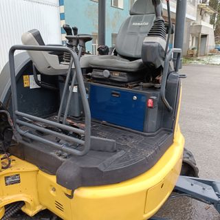 Miniexcavadora Komatsu PC30MR5