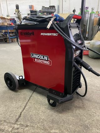 Soldadora Lincoln Electric i380c Advanced