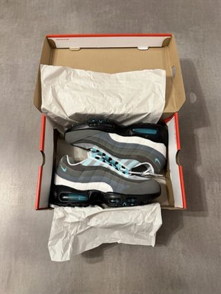 Zapatillas Nike Air Max 95 Talla 43.5 Nuevas