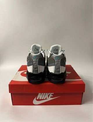 Zapatillas Nike Air Max 95 Talla 43.5 Nuevas