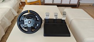 Volante Thrustmaster TX + Pedales T3PA