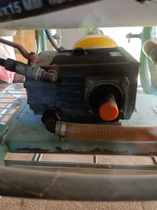 Sulfatadora 400l suspendida