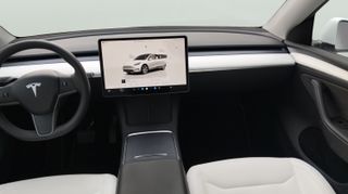 Tesla Model Y Tracción Trasera RWD 188 kW (256 CV)