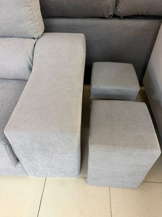 Sofá Chaiselongue extraíble con arcón