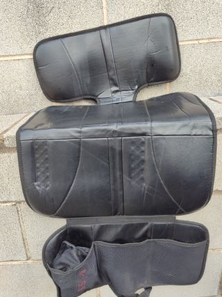 Protector para sillita de coche negro
