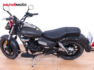 KEEWAY SUPERLIGHT 125