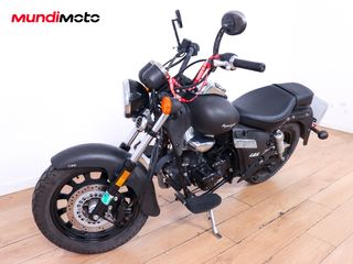 KEEWAY SUPERLIGHT 125