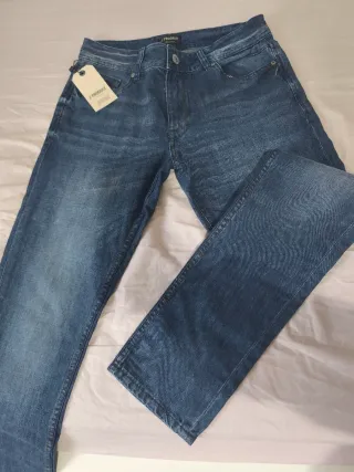 Pantalones vaqueros Product