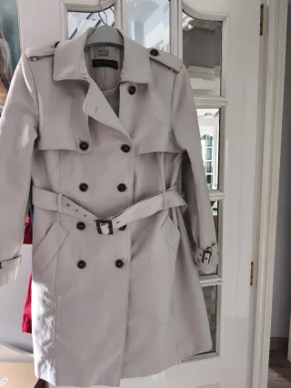 Gabardina beige Zara Talla XL