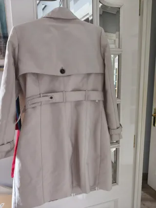 Gabardina beige Zara Talla XL