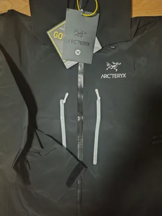 Chaqueta Arc'teryx Alpha SV Talla M
