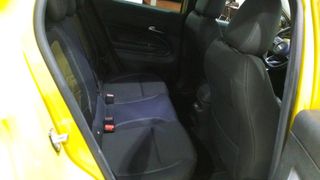 Jeep Avenger BEV Summit 115 kW (156 CV)