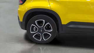 Jeep Avenger BEV Summit 115 kW (156 CV)