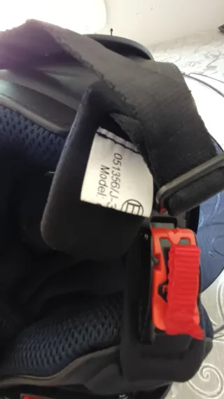 Casco de moto negro como nuevo.