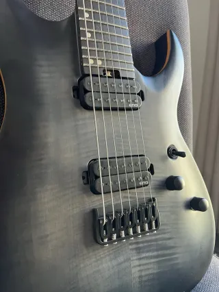 Harley Benton Amarok 7 cuerdas