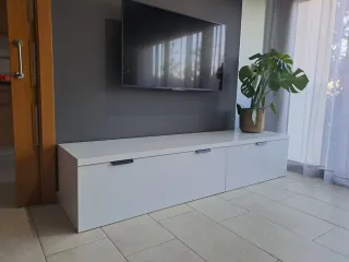 Mueble de comedor blanco lacado