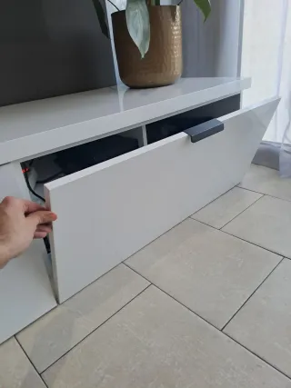 Mueble de comedor blanco lacado