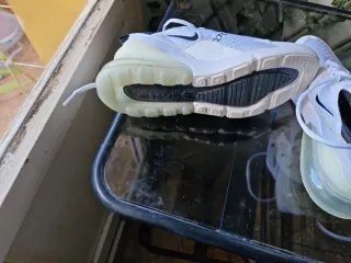 Nike Air Max 270 Blancas