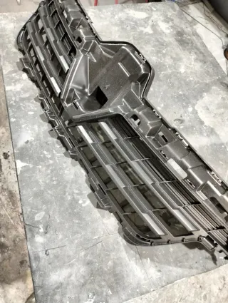 Rejilla Delantera Renault Express