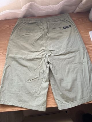 Pantalón corto niño verde