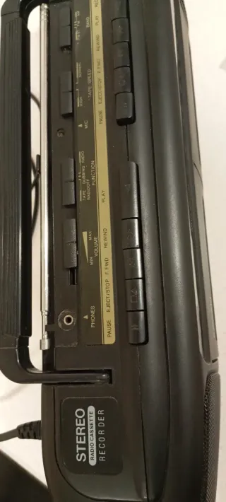 Radio Cassette Doble Pletina KAWAKI Negra