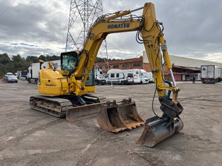 MINI EXCAVADORA KOMATSU PC88MR-10