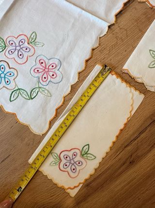 Set vintage tovagliette e tovaglioli ricamati