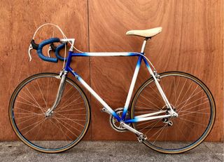 Bicicleta Clásica /Zeus/Columbus t.56
