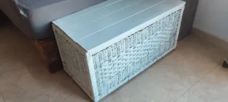 Baúl mimbre blanco