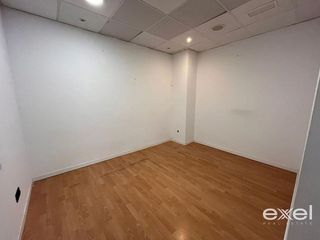 Local comercial en alquiler en Sant Joan Despí