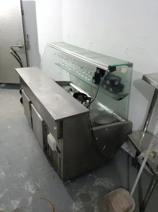 Vitrina de bar con fallo de compresor