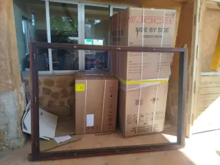 Ventana de madera 4 hojas de 2 m ancho  x 1,40 alt