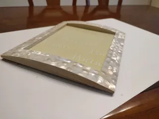 Marco de fotos de sobremesa nacarado