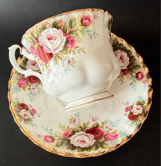 Set de Té Royal Albert “Celebration 1970”