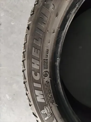 Michelin CrossClimate 255/45 R19
