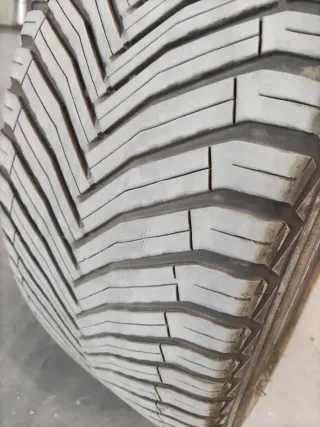 Michelin CrossClimate 255/45 R19