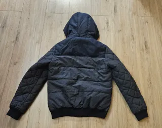 Cazadora chico. Talla 164. 11-12 años