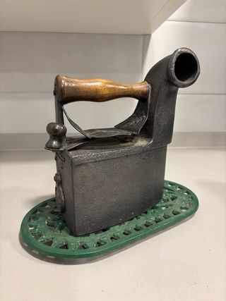 Planchas antiguas de hierro fundido